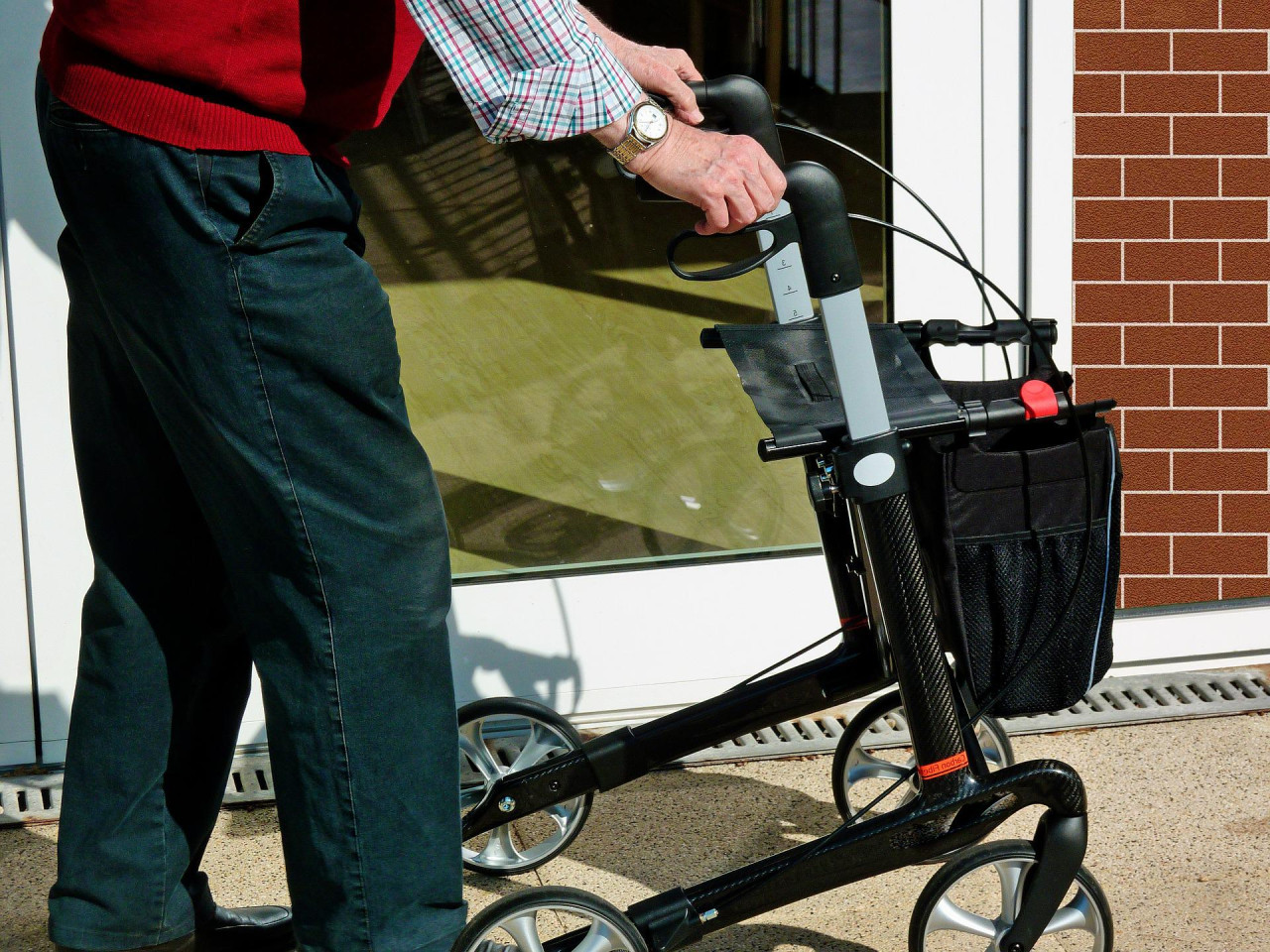 SOCIOSANITARI