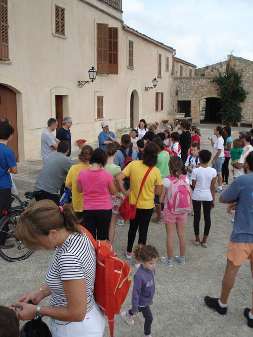 Bona acollida de la segona passejada en bicicleta pel terme de Muro