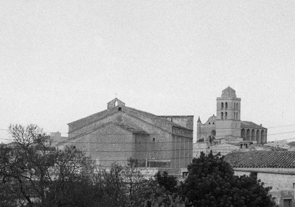 ESGLÉSIA DE SANTA ANNA I EXCONVENT DE MÍNIMS
