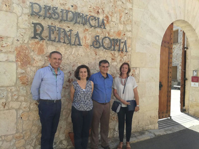 Fructífera visita de la consellera de Serveis Socials i el Director General de Dependència a la Residència de Muro