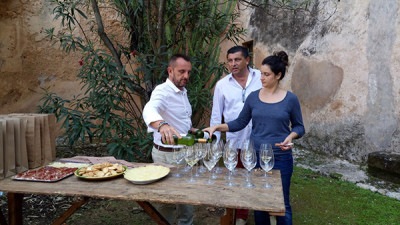 Muro acoge VINS AMB ART, la fusión de vinos, música y arte mallorquín